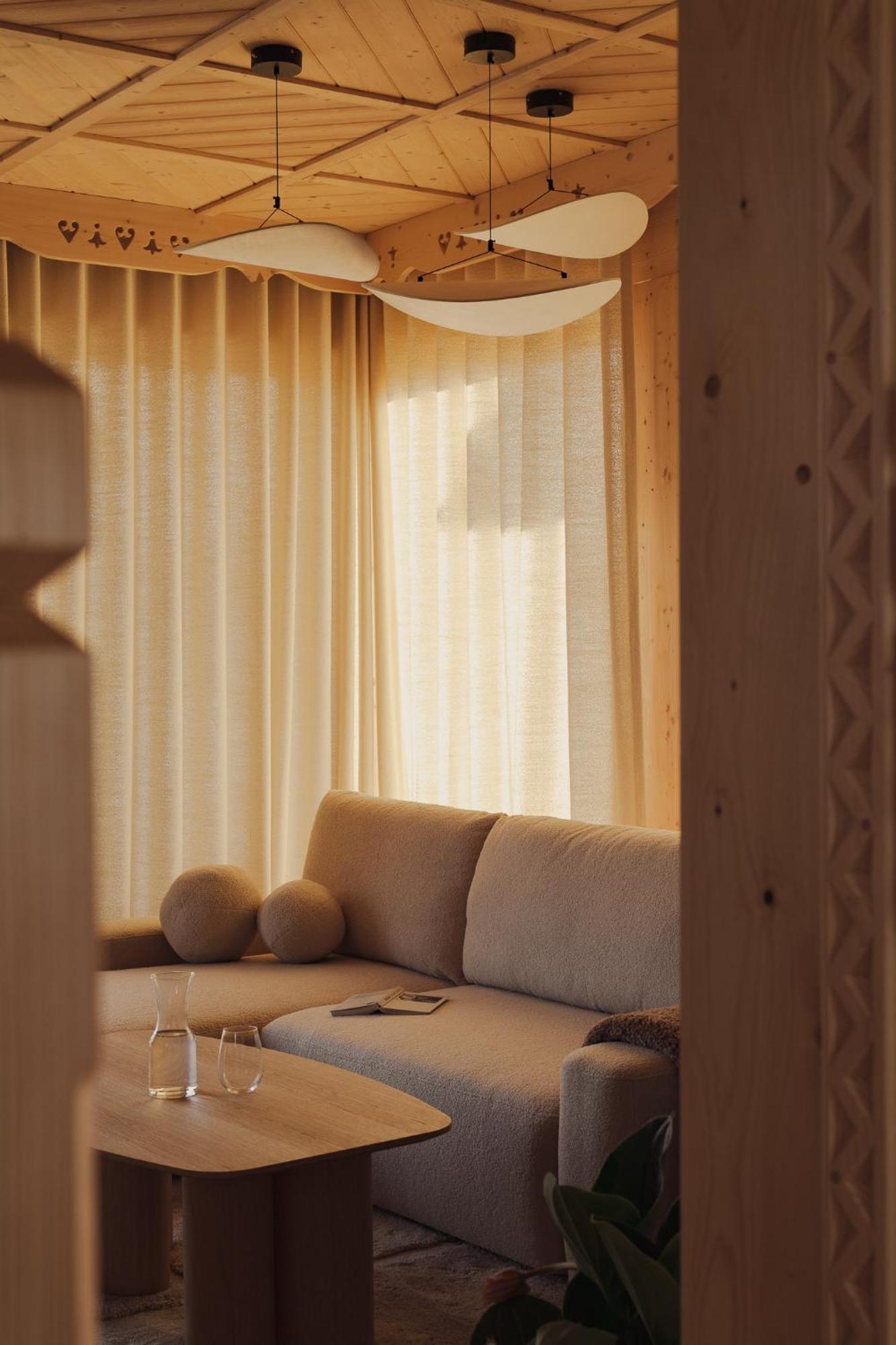 Lovelia Luxury