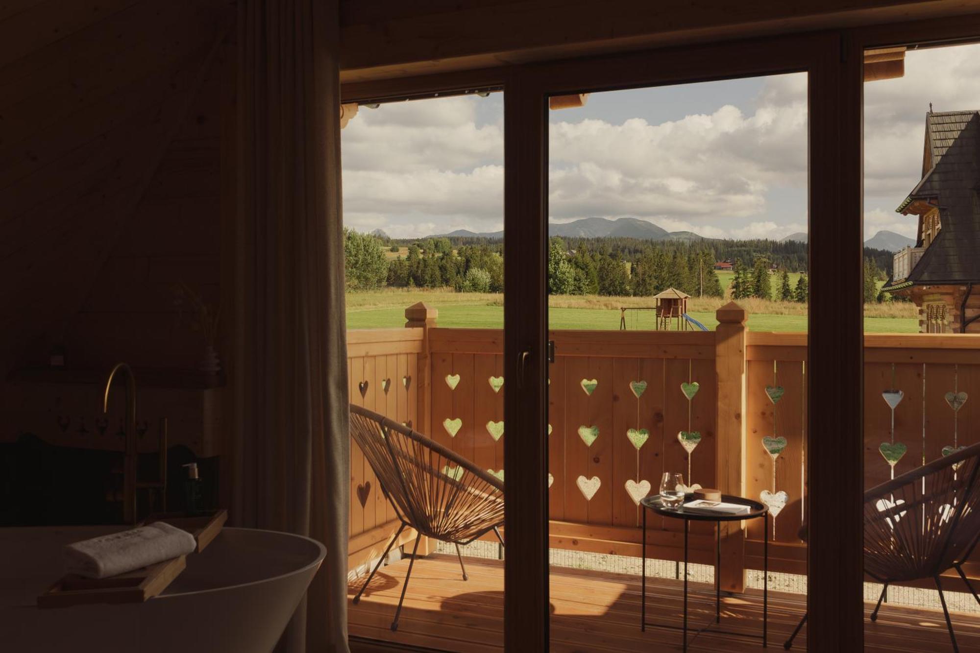 Lovelia Luxury